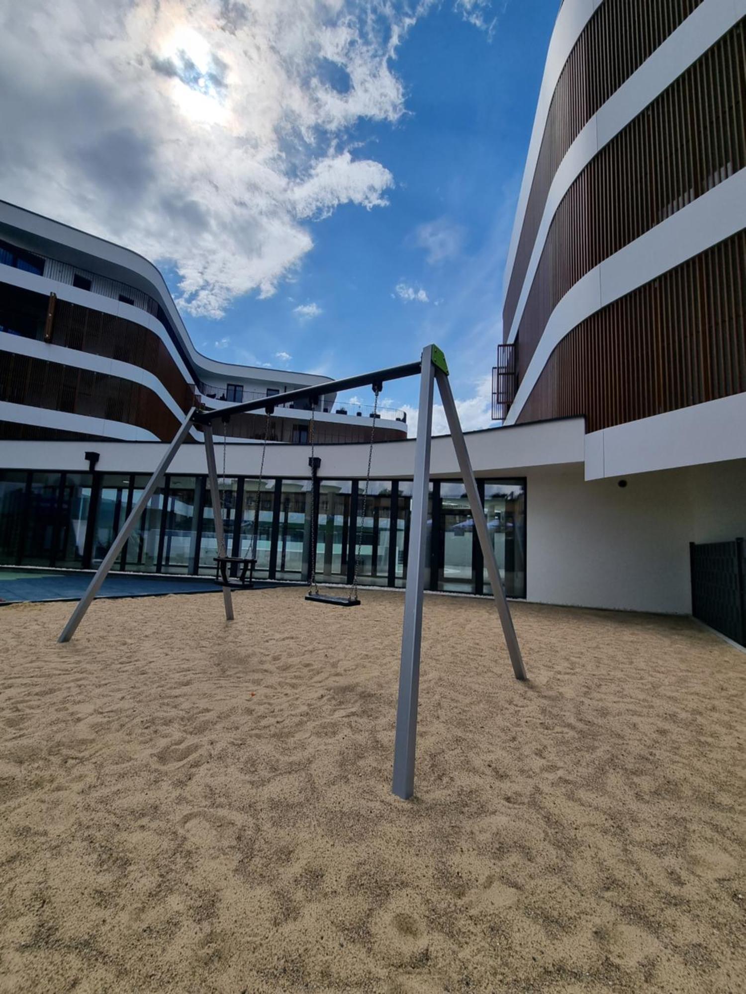 Baltic Waves Resort Baseny Bawialnia Silownia Garaz W Cenie Miedzyzdroje Exterior photo